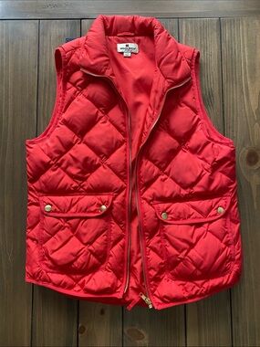 Woolrich Red Quilted Women's Puffer Vest with Snap Pockets